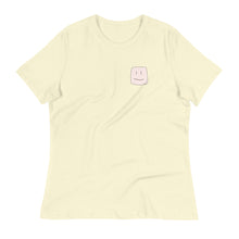 Load image into Gallery viewer, women&#39;s relaxed logo t-shirt
